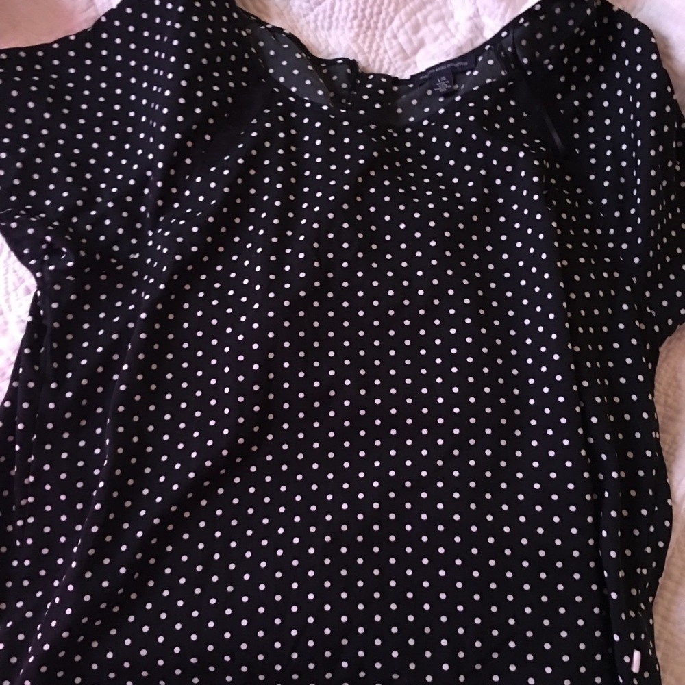 Short sleeve polka dot shirt